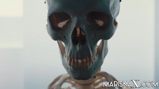 MARISKAX Dacada and Mariska share a big dick