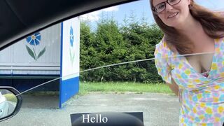 Two students gave a ride to fellow traveler MILF to creampie