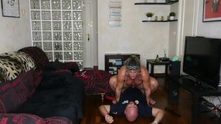 I fuck the policeman who came to arrest me