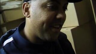 Sexy cuttie gets her wet cunt licked as she spreads her legs wide