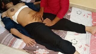 Bathroom Ki Safayi Kar Rhi Bhabhi Ko Pakad Ke Choot Chodi - 8 image