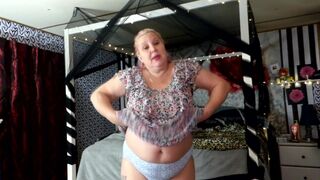 THICK MILF Pissing Outside Dancing Teasing