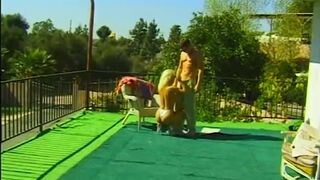 Blonde sucks and rides a dude in the sunshine