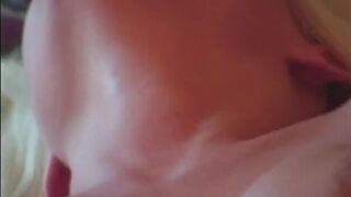 Sexy tits blonde duo sucking moist cunts on the floor