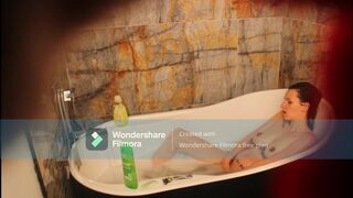 Amateur Tattooed Milf Fingers Tight Pussy In Bathtub and Squirts - Francesca Valentine