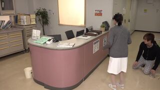 Are You Sure You're Okay with an Old Lady Like Me? - The Nurse Who was Taken for a Ride by a Inexperienced, Hard Cock -3