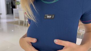 Argentina caliente mamando verga pide la leche en la cara