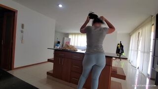 Milf mom with huge ass gets a pounding on her kitchen by the boss