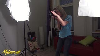 Horny Photographer Couldn't Contain Herself & Started Sucking Dick