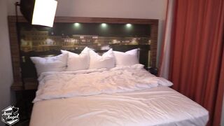 30cm pruegel in ganz enge Pussy reingehauen und Creampie verpasst!