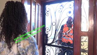 muscular handyman repairman with a big cock fucks his boss after work at home. Exclusivity on XVIDEOS