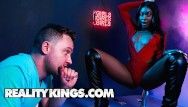 Reality kings - cool booty african stripper tori montana